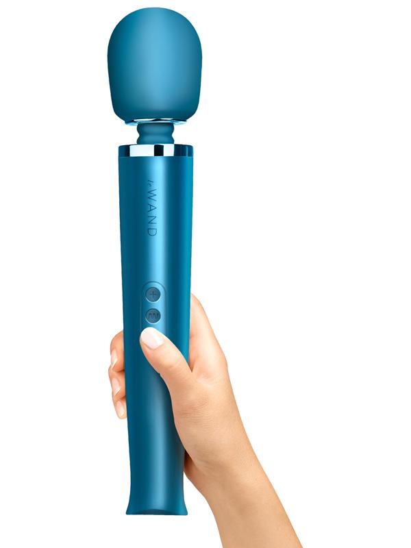 Le Wand Pacific Blue Rechargeable Massager