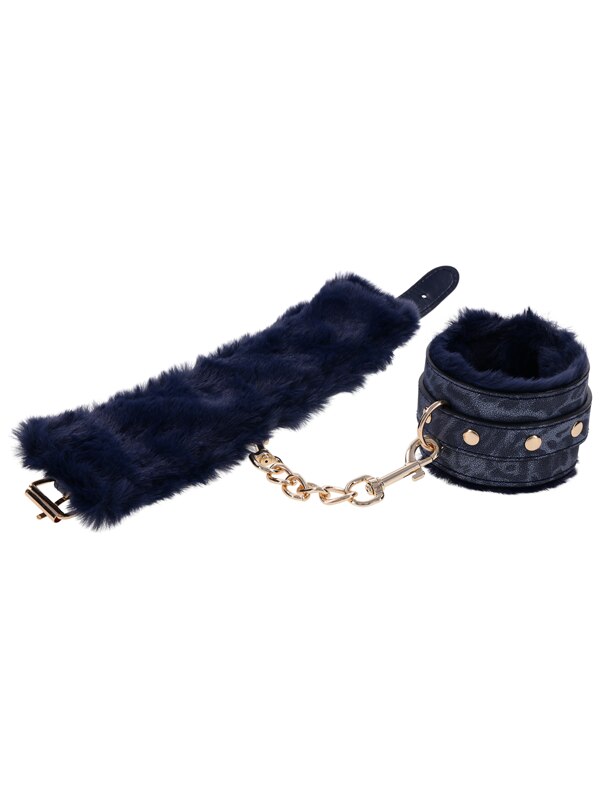 Sex and Mischief Cougar Fur Handcuffs