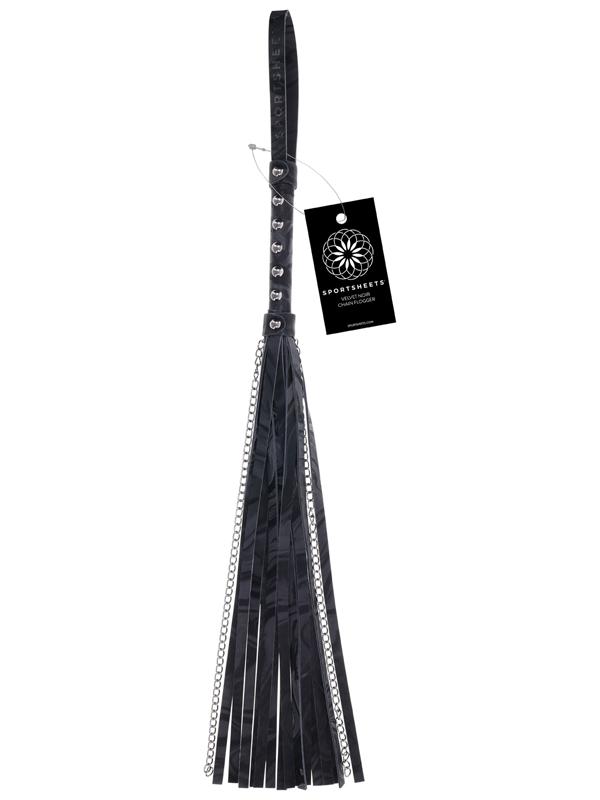 Velvet Noir Chain Flogger